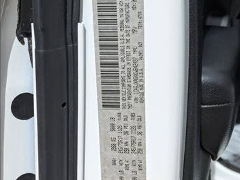 Used 2019 Jeep Wrangler Sport AWD/4WD image 24