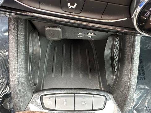 Used 2025 Chevrolet TrailBlazer LT FWD image 20