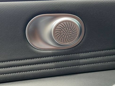 New 2026 Hyundai Elantra Limited FWD image 18
