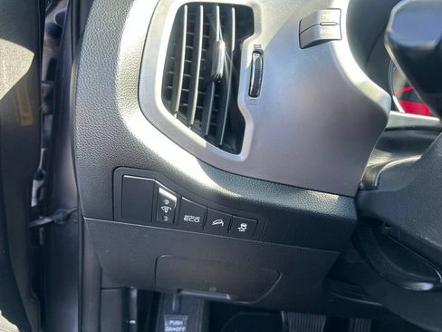 Used 2016 Kia Sportage LX AWD/4WD image 22