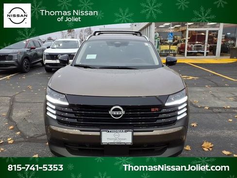 New 2026 Nissan Kicks SR w/ Cold Weather Package image 8