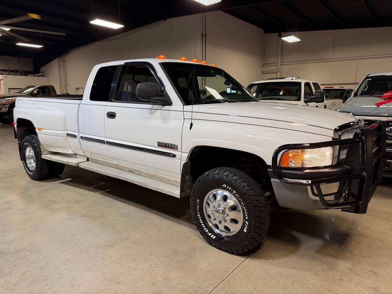 Used 1999 Dodge Ram 3500 Truck 4x4 Quad Cab image 1