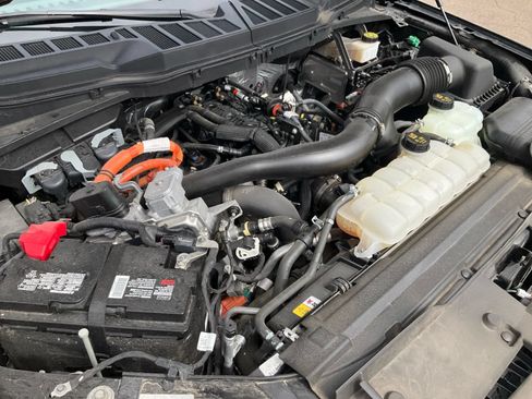 Used 2024 Ford F150 Lariat w/ Equipment Group 502A High AWD/4WD image 28
