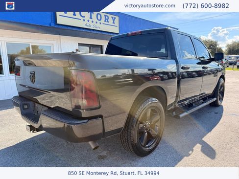 Used 2017 RAM 1500 Express w/ Black Ram 1500 Express Group RWD image 8