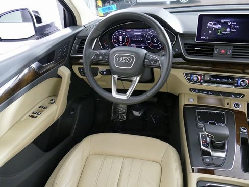 Used 2020 Audi Q5 2.0T Premium Plus image 27