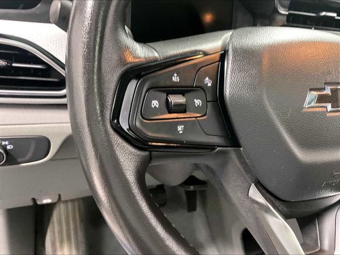 Used 2022 Chevrolet Bolt EUV Premier w/ Sun & Sound Package image 24