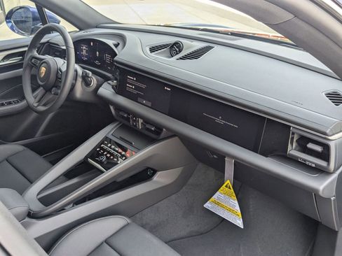 New 2025 Porsche Macan 4S Electric image 26