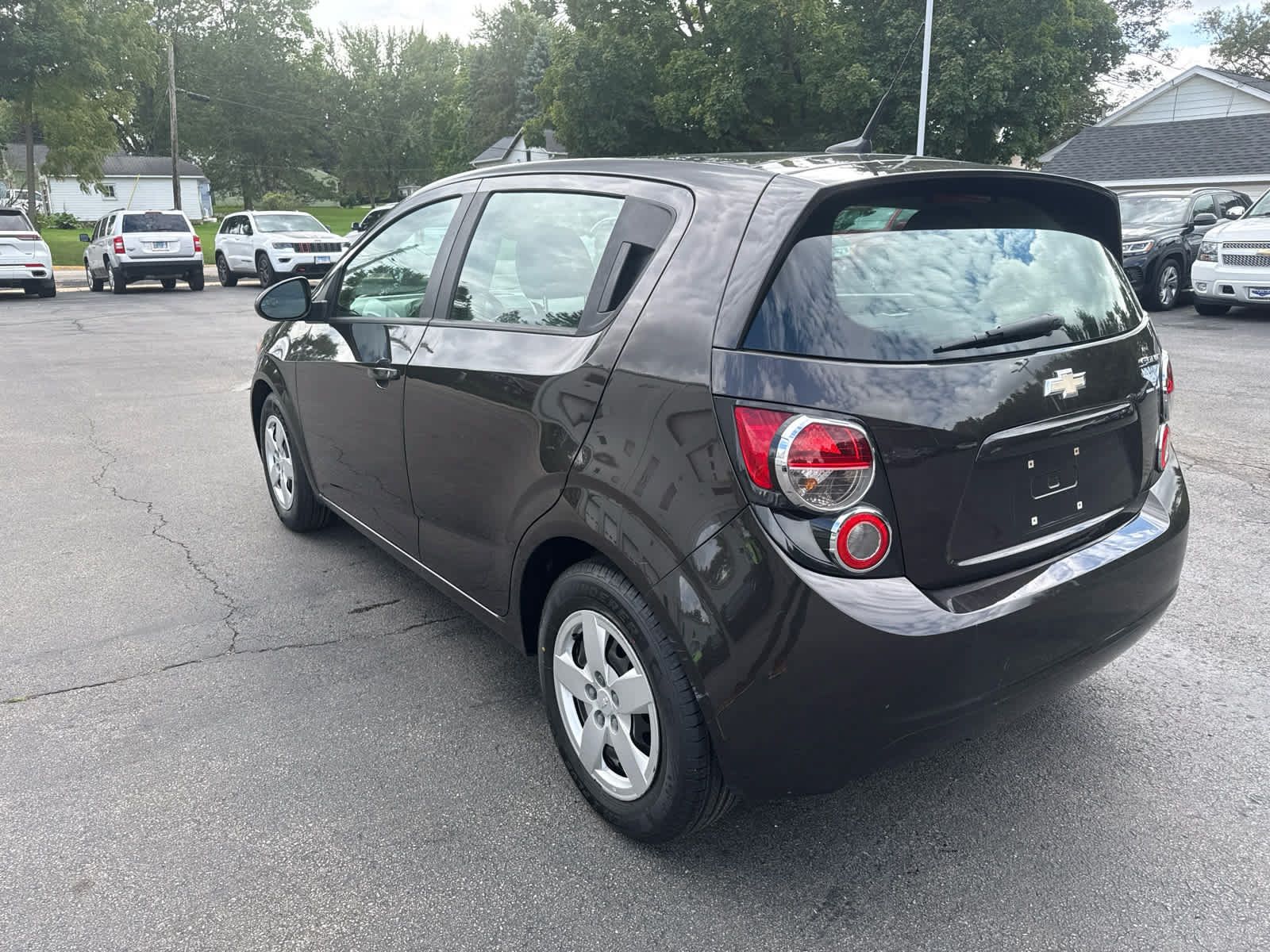 Used 2014 Chevrolet Sonic LS FWD image 5