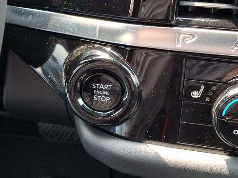 Used 2026 Nissan Pathfinder SV AWD/4WD image 22