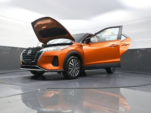 Used 2022 Nissan Kicks SV FWD image 31