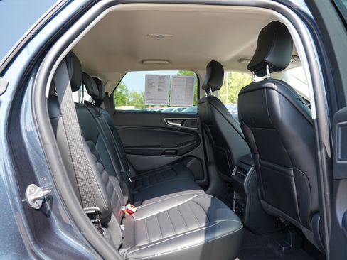 Used 2024 Ford Edge SEL w/ Convenience Package AWD/4WD image 29