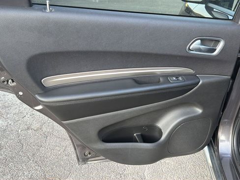 Used 2020 Dodge Durango SXT RWD image 18