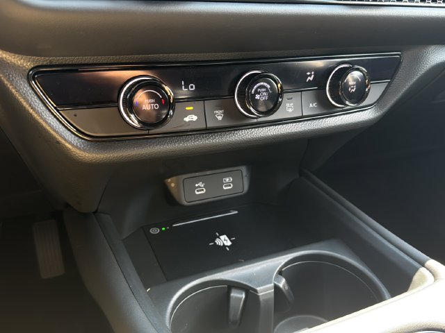 Certified 2026 Honda HR-V LX image 26