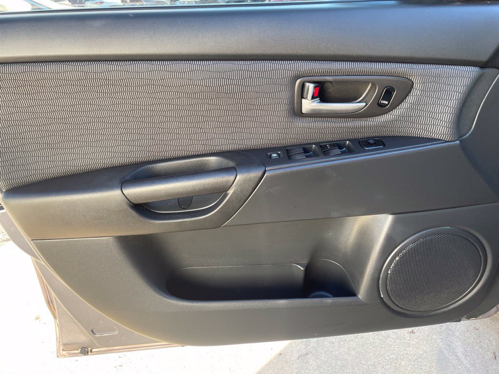 Used 2008 MAZDA MAZDA3 i Touring FWD image 16