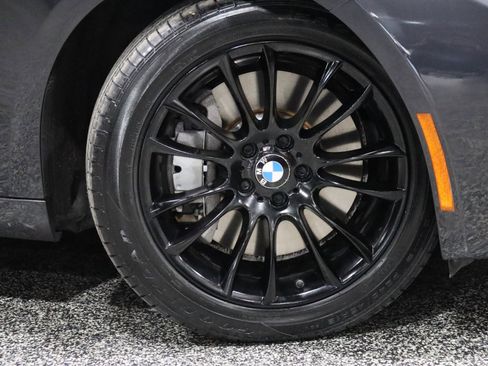 Used 2013 BMW 550i Gran Turismo xDrive image 4