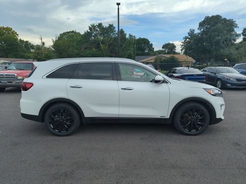 Used 2020 Kia Sorento EX AWD/4WD image 8