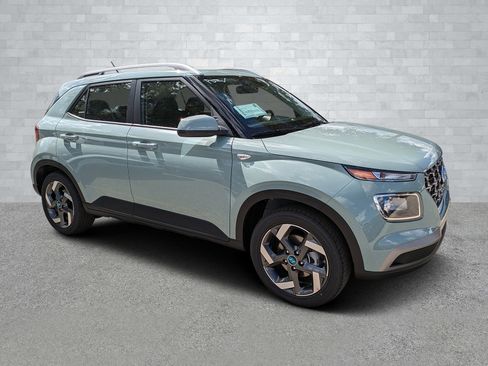 New 2026 Hyundai Venue SEL image 2