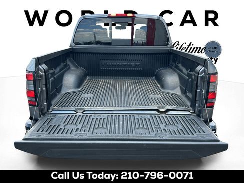 Used 2025 Nissan Frontier S RWD image 9