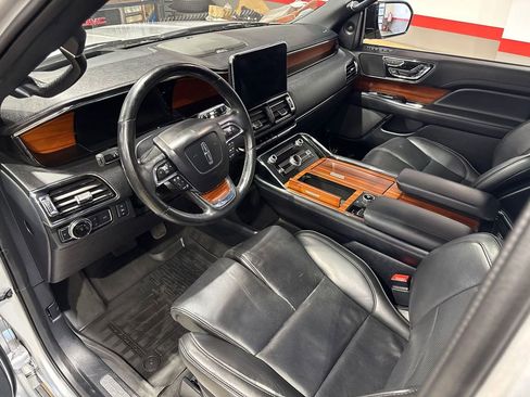 Used 2018 Lincoln Navigator Reserve w/ Technology Package image 81
