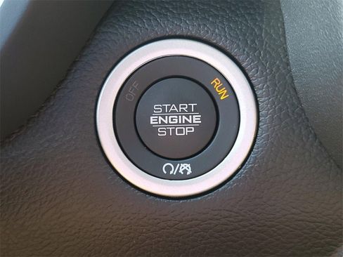 New 2025 RAM 2500 Laramie image 32