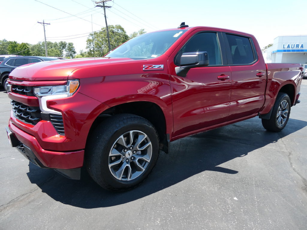 Certified 2025 Chevrolet Silverado 1500 RST AWD/4WD image 9
