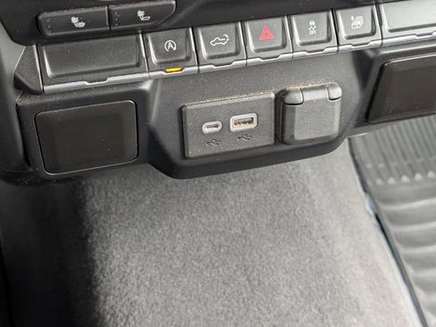 Used 2019 Chevrolet Silverado 1500 RST w/ All-Star Edition AWD/4WD image 21