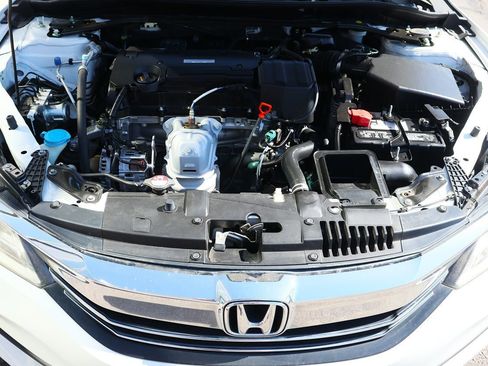 Used 2017 Honda Accord Sport Special Edition image 54