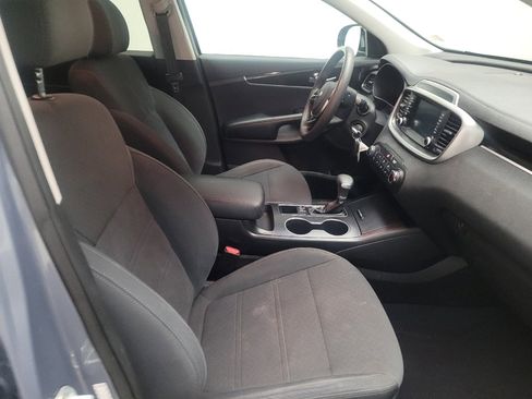 Used 2020 Kia Sorento LX image 21
