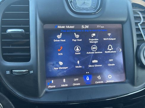 Used 2021 Chrysler 300 S image 24