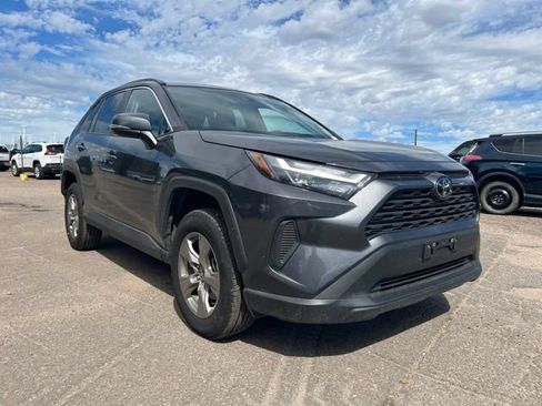 Used 2025 Toyota RAV4 XLE AWD/4WD image 7