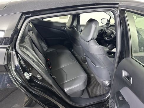 Used 2022 Toyota Prius Prime XLE image 11