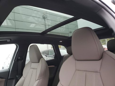 New 2025 Audi Q5 Premium Plus image 7