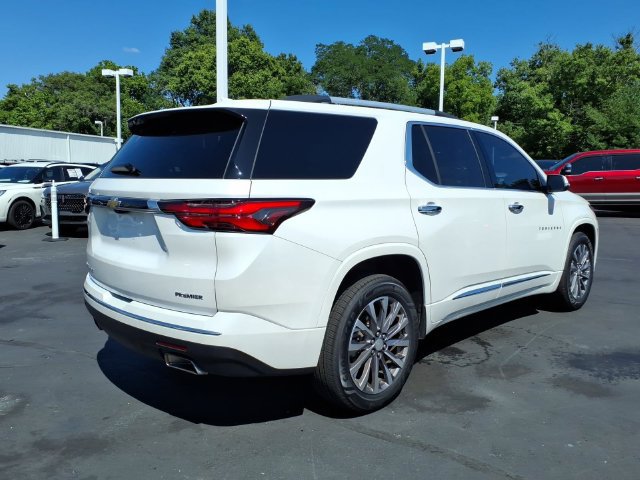 Used 2023 Chevrolet Traverse Premier AWD/4WD image 7