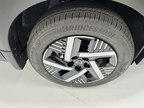 Certified 2026 Nissan Kicks SV FWD image 28