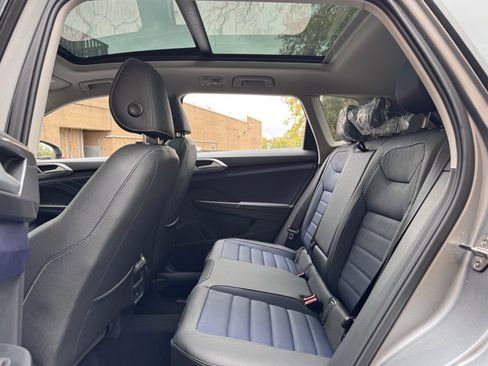 New 2025 Volkswagen Taos SEL image 21