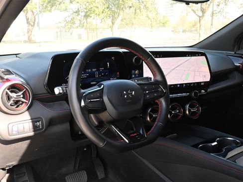 Used 2024 Chevrolet Blazer EV RS image 17