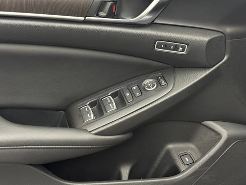 Used 2020 Honda Accord EX-L image 16