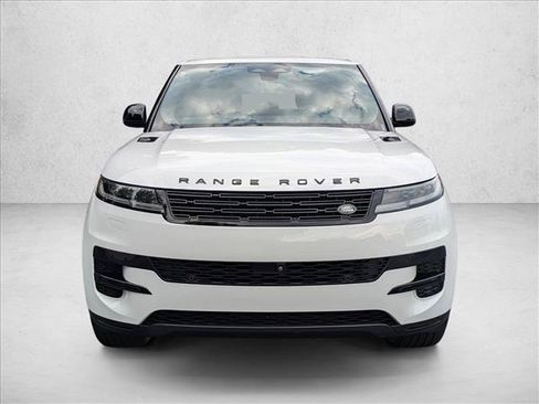Used 2025 Land Rover Range Rover Sport SE AWD/4WD image 2