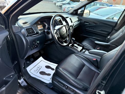 Used 2017 Honda Ridgeline Black Edition image 12