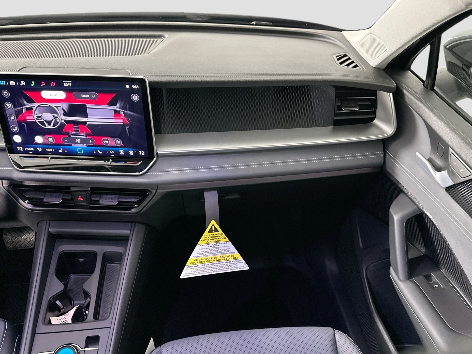 Certified 2026 Volkswagen Tiguan SE AWD/4WD image 22