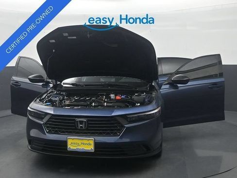 Certified 2025 Honda Accord SE image 37