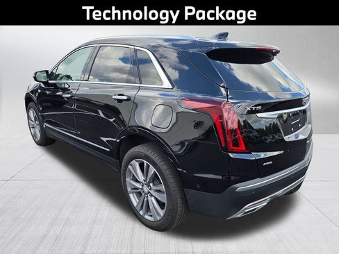 Used 2023 Cadillac XT5 Premium Luxury w/ Platinum Package AWD/4WD image 8