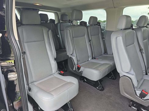 Used 2016 Ford Transit 150 XLT RWD image 8
