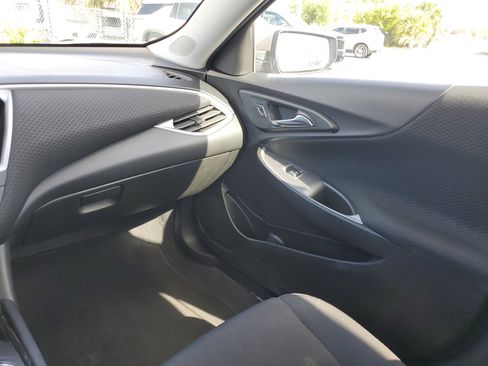 Used 2023 Chevrolet Malibu LT FWD image 10