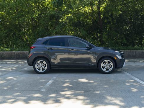 Used 2022 Hyundai Kona SEL FWD image 10
