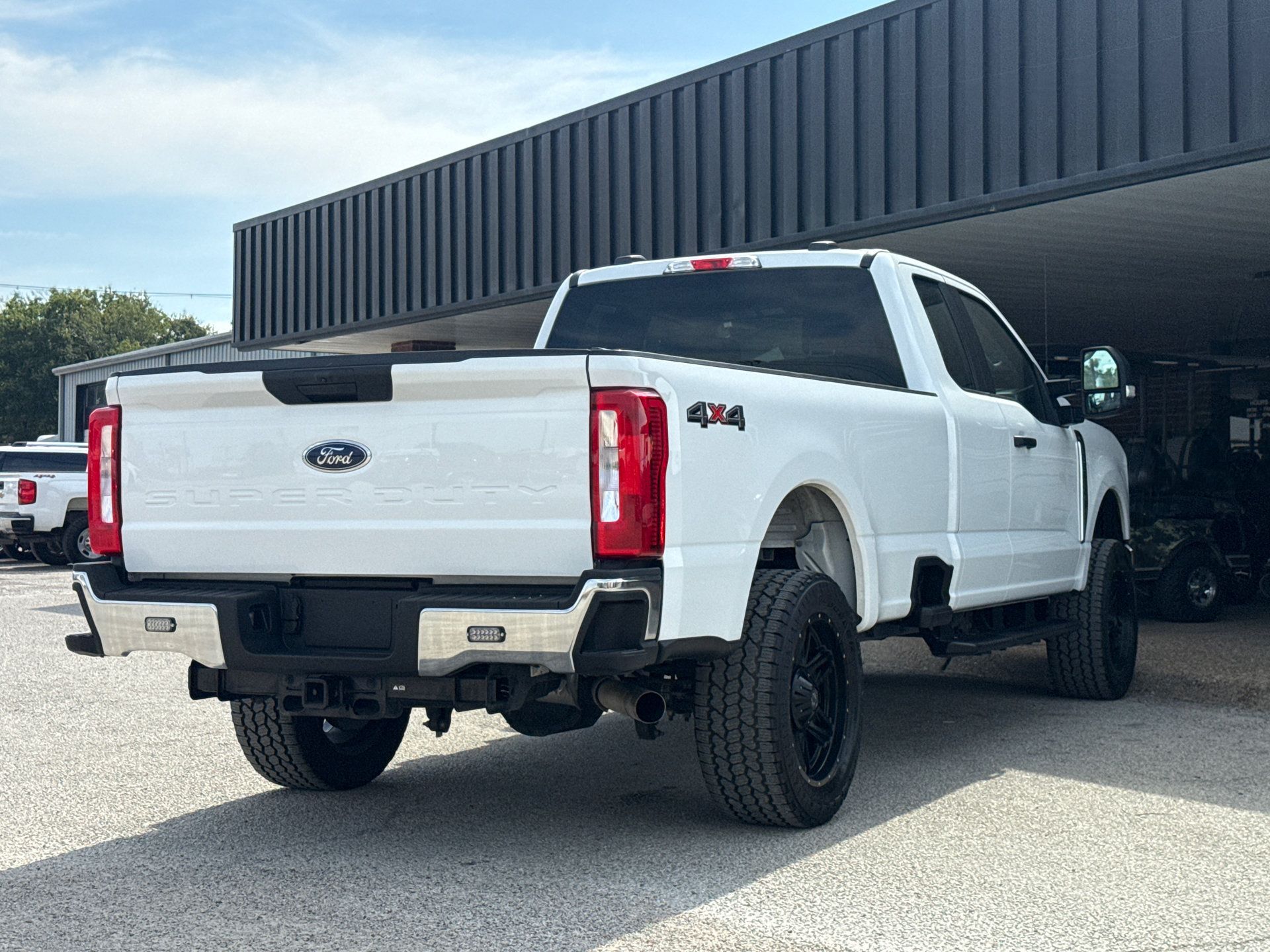 Used 2024 Ford F250 XL w/ Snow Plow Prep Package AWD/4WD image 9