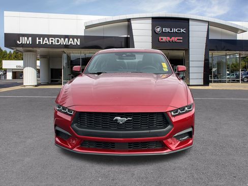 Used 2024 Ford Mustang Coupe image 2