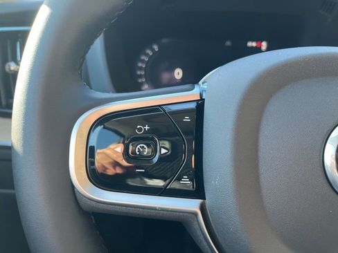 New 2026 Volvo XC60 B5 Core w/ Climate Package image 28