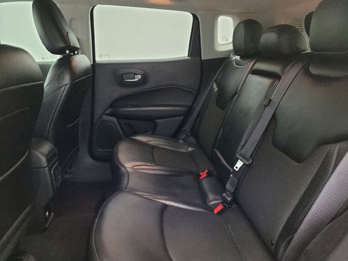 Used 2021 Jeep Compass Latitude FWD image 18