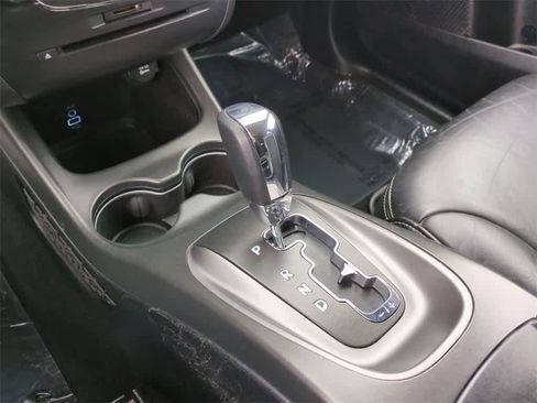 Used 2017 Dodge Journey Crossroad image 24